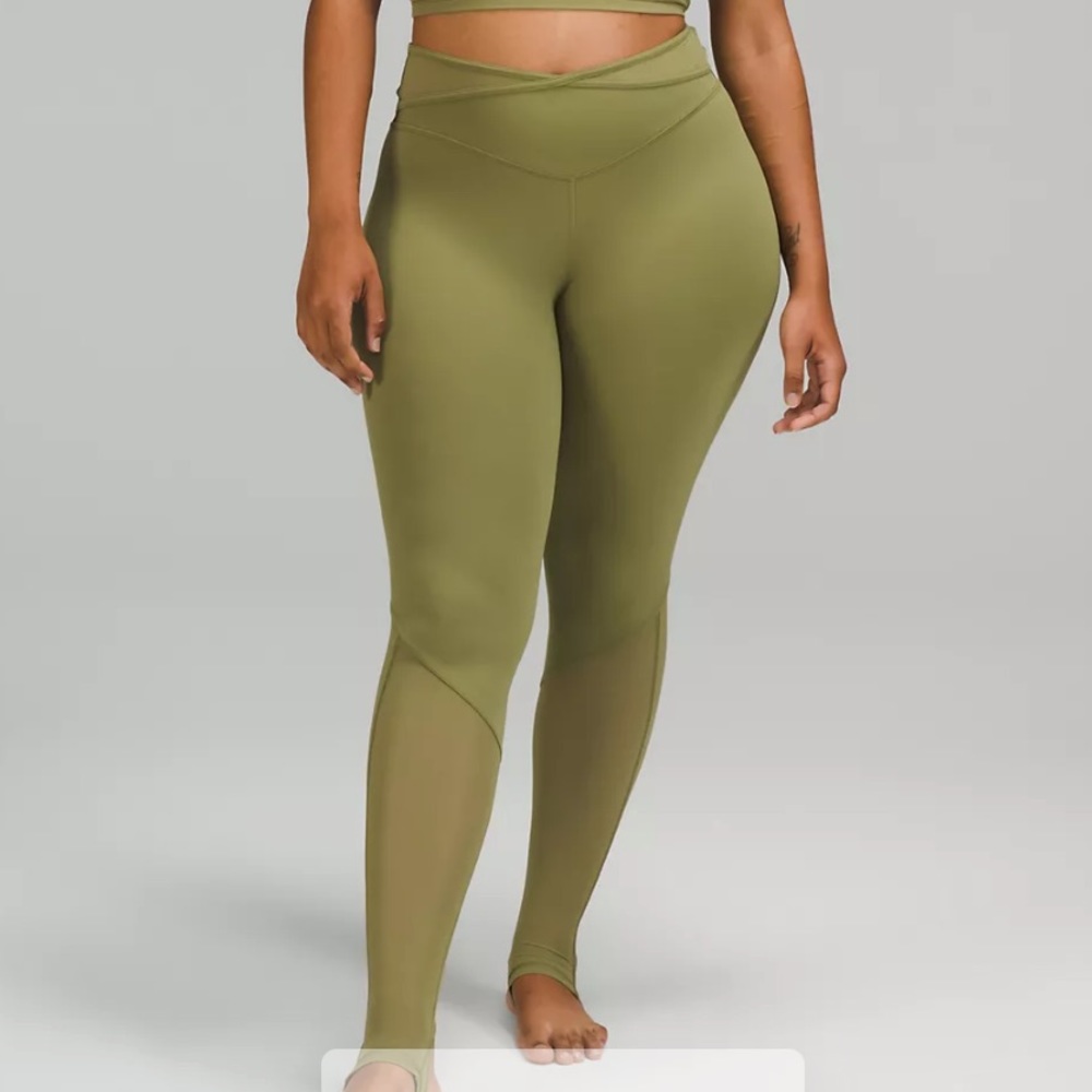 Lululemon Nulu and Crisscross Mesh Stirrup Tight - Bronze Green - Size 10